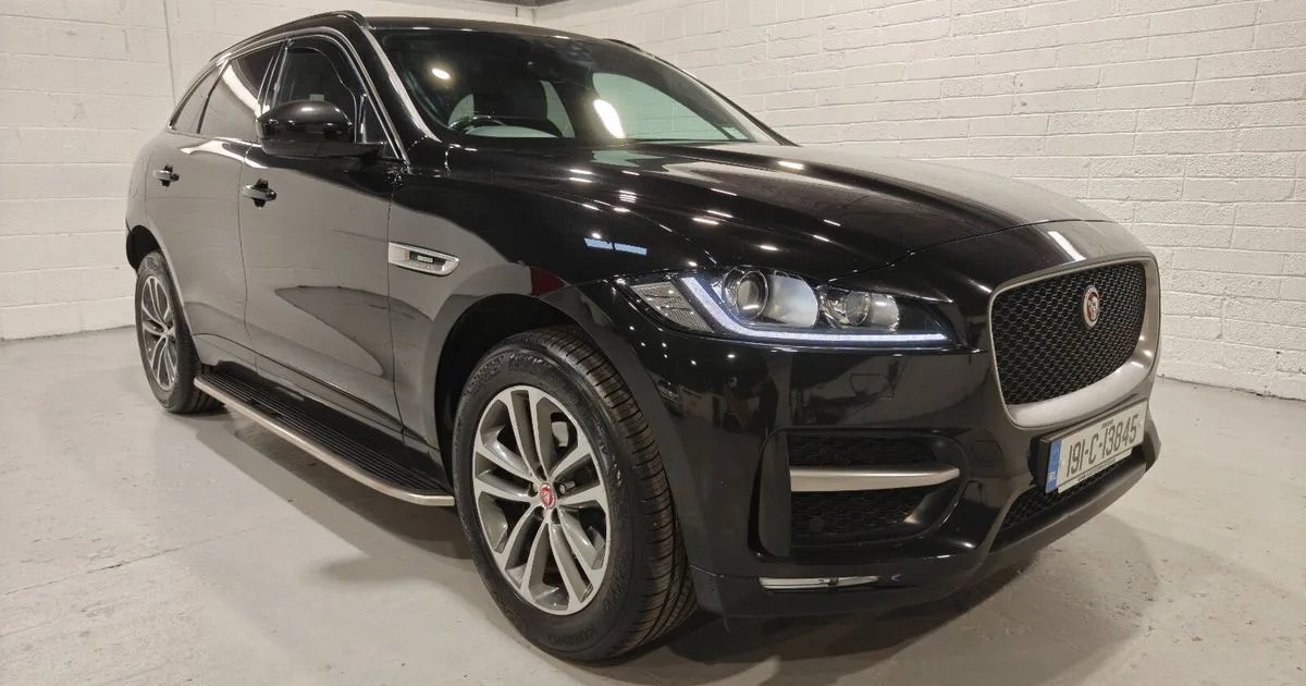 2019 Jaguar F-Pace