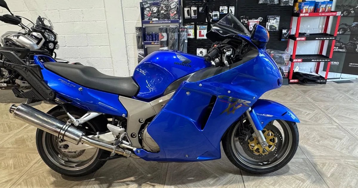 2000 Honda CBR