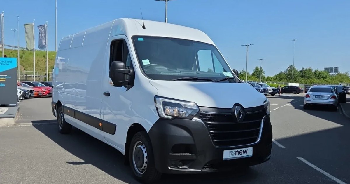 2023 Renault Master