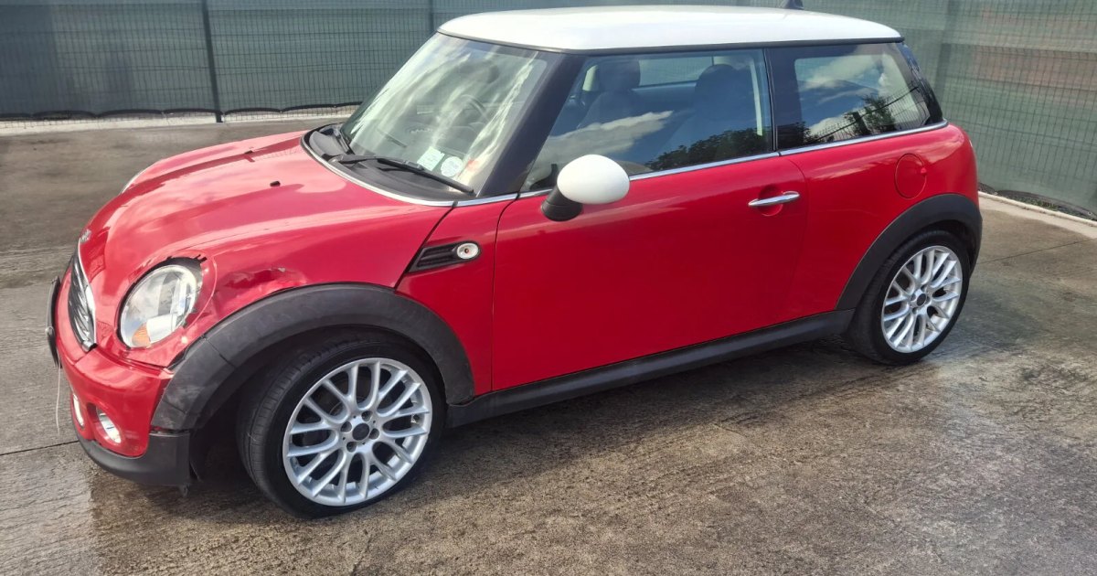 2013 MINI Cooper