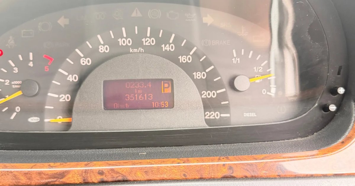 2006 Mercedes-Benz V220