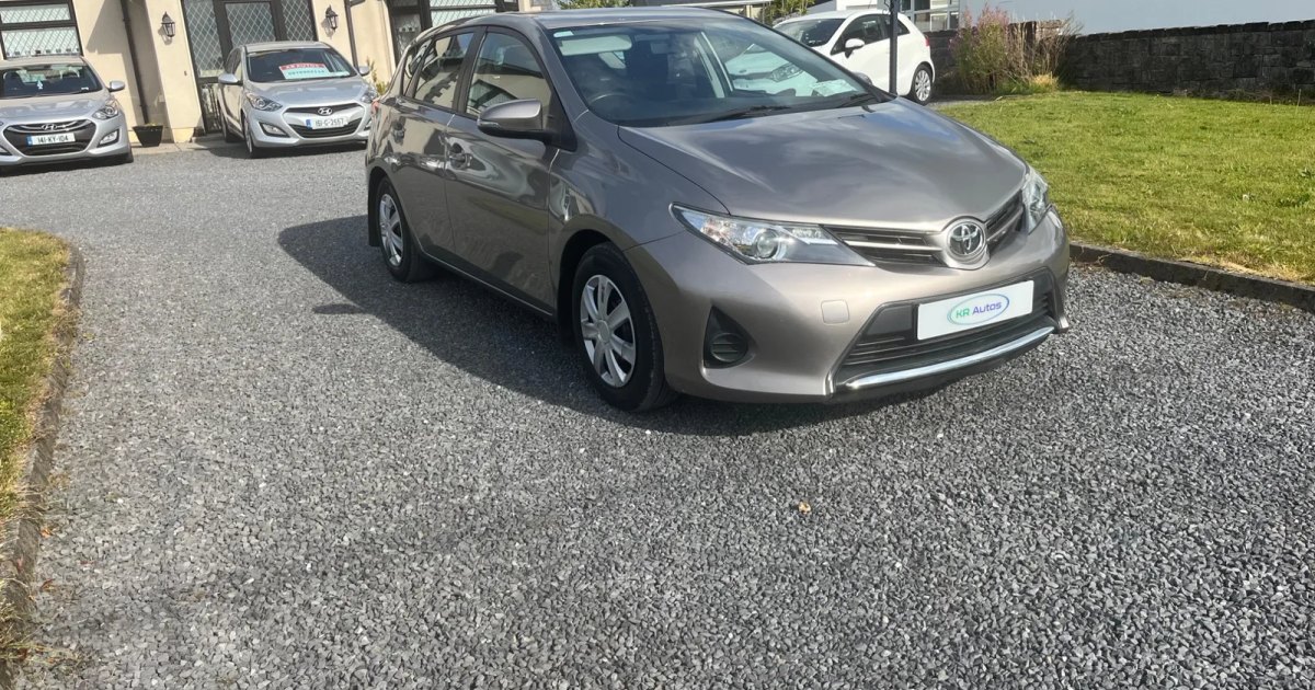 2013 Toyota Auris