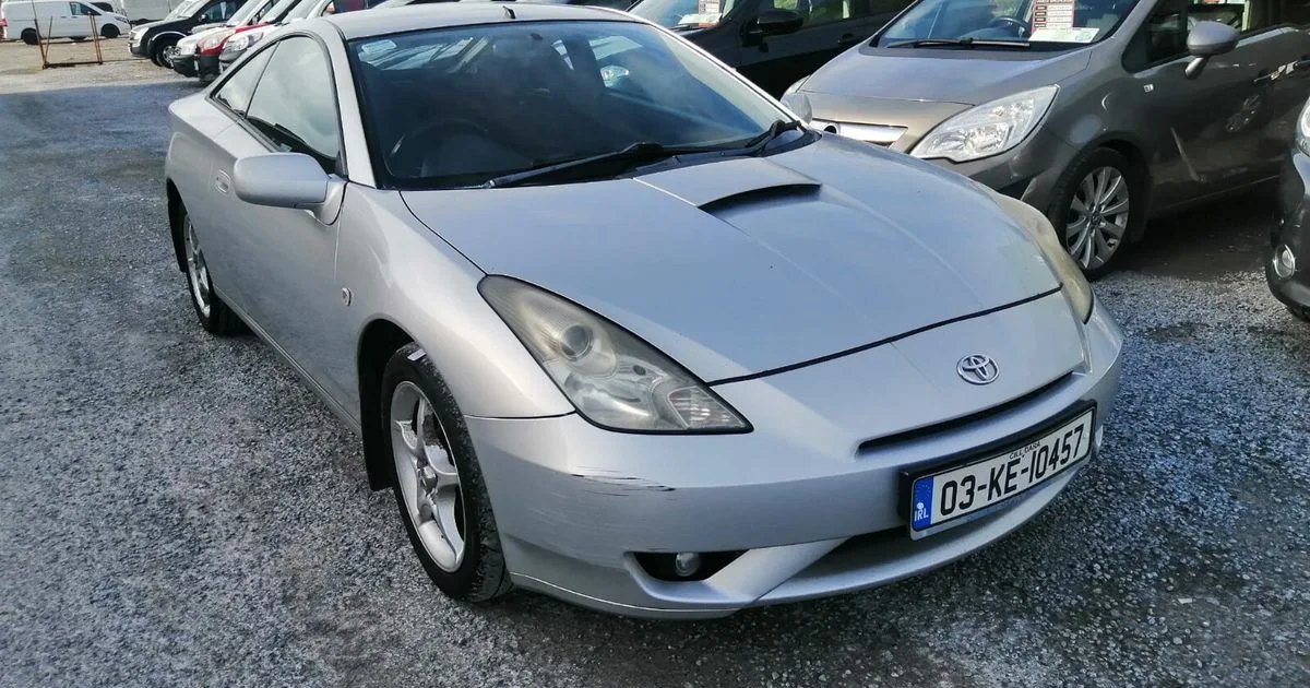 2003 Toyota Celica