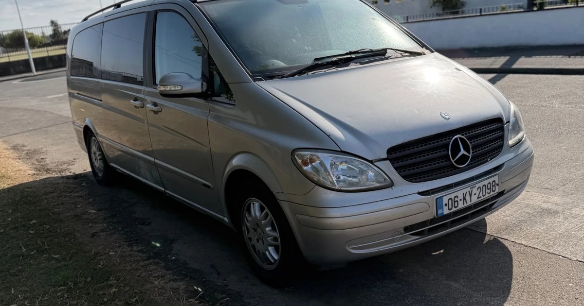 2006 Mercedes-Benz V220