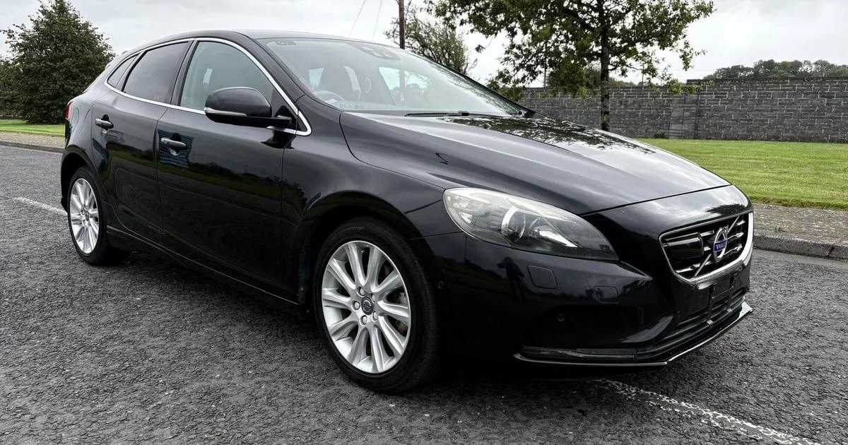 2015 Volvo V40