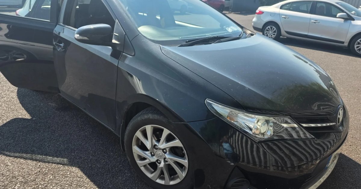 2015 Toyota Auris
