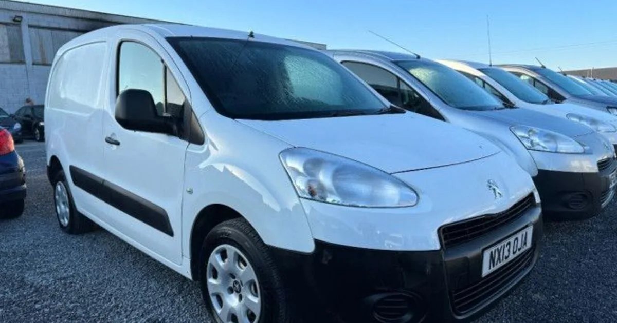 2013 Peugeot Partner