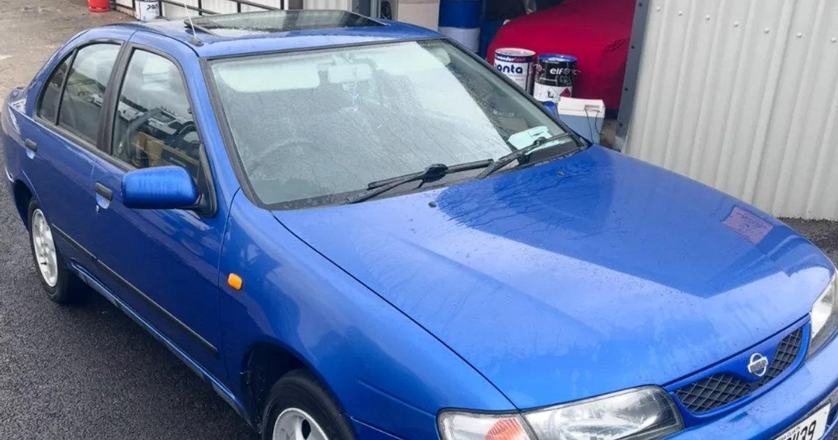2000 Nissan Pulsar