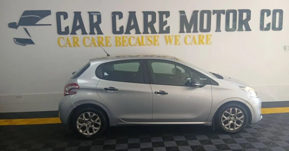 2014 Peugeot 208
