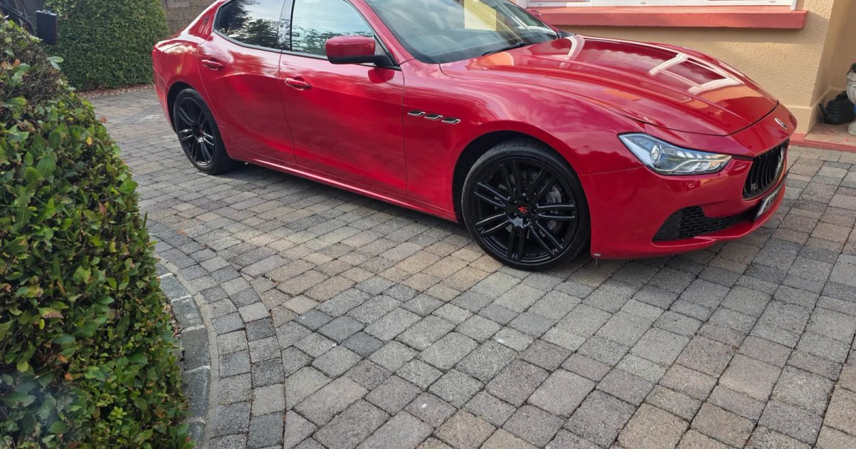 2015 Maserati Ghibli