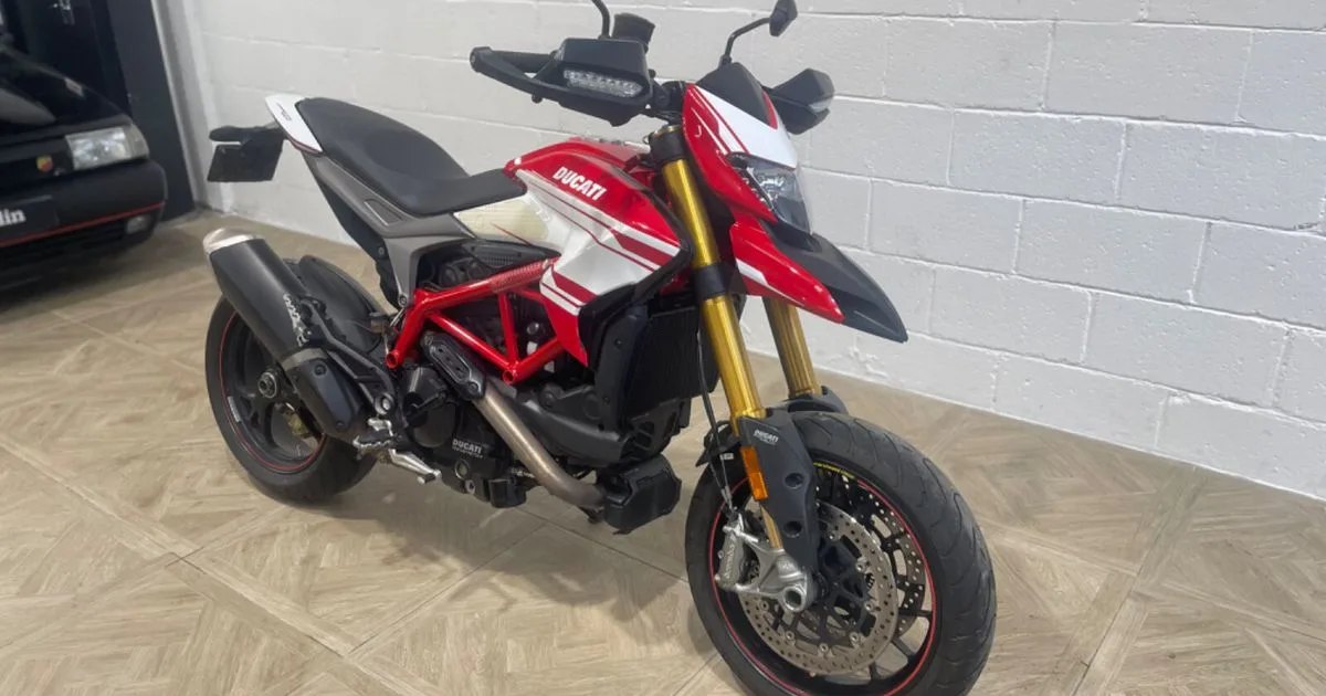 2016 DUCATI Hypermotard