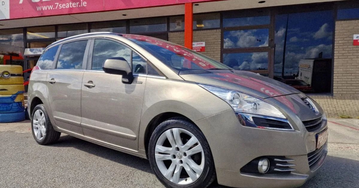 2013 Peugeot 5008
