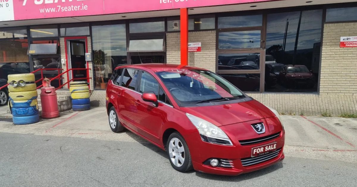 2010 Peugeot 5008