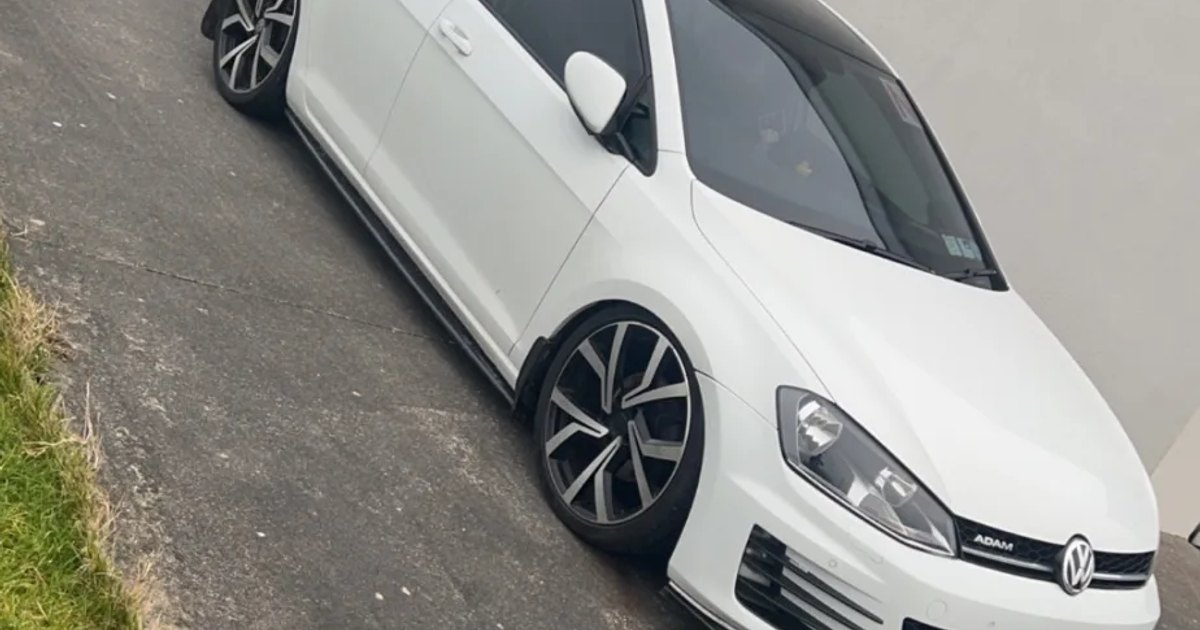 2016 Volkswagen Golf