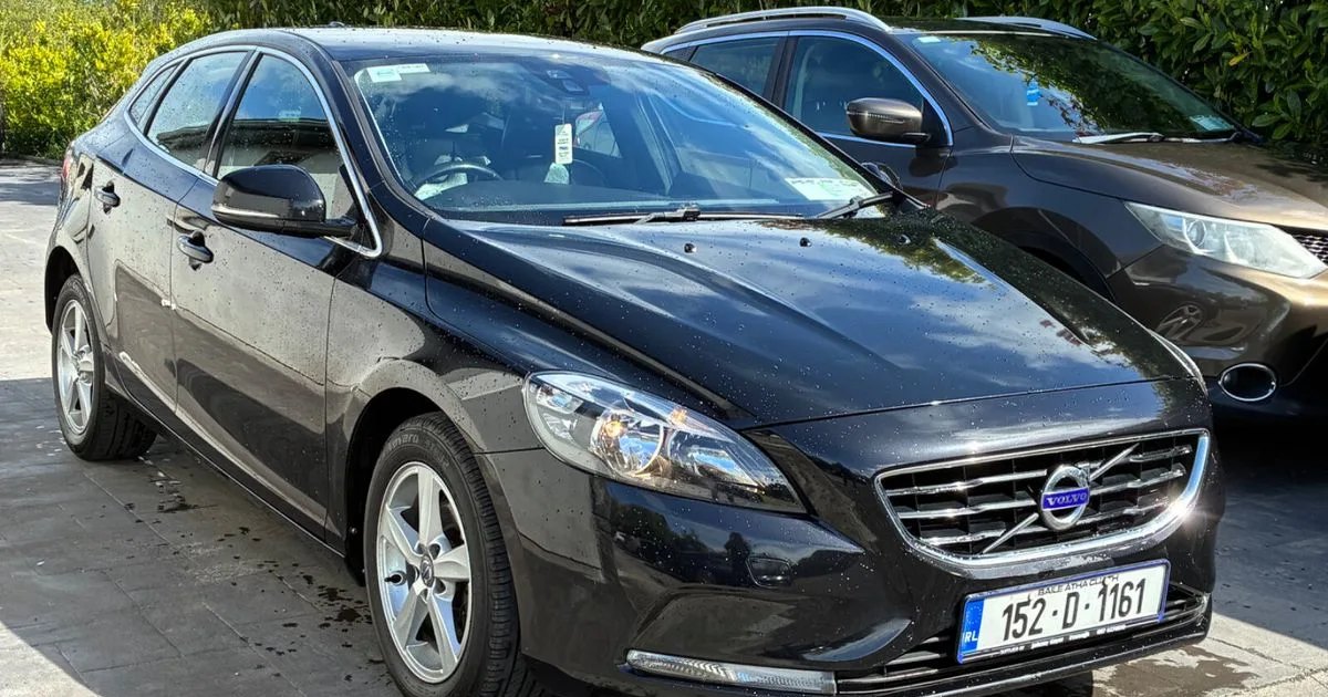 2015 Volvo V40