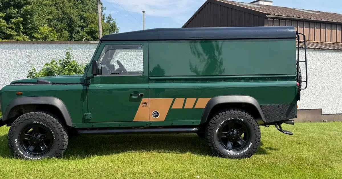 2006 Land Rover Defender