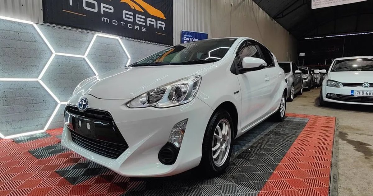 2016 Toyota Aqua