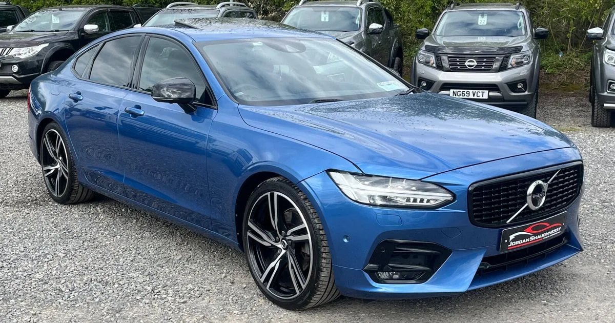 2017 Volvo S90