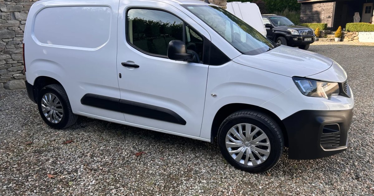 2021 Peugeot Partner