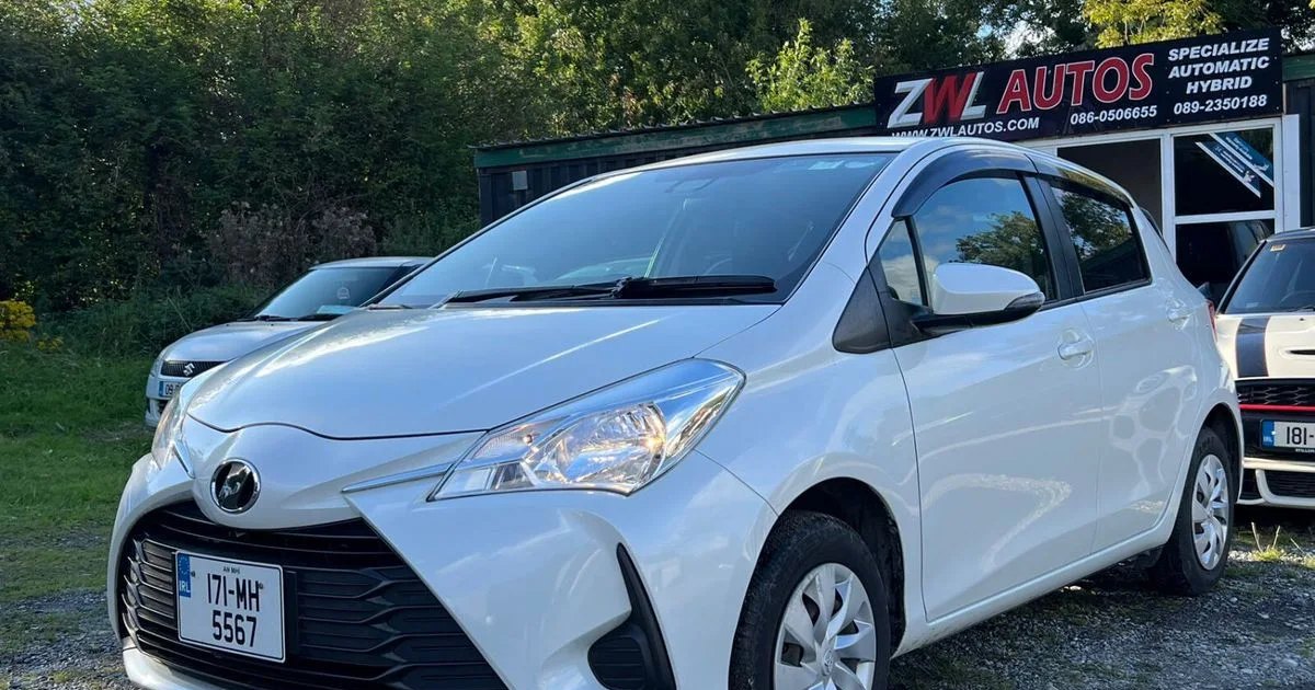 2017 Toyota Vitz