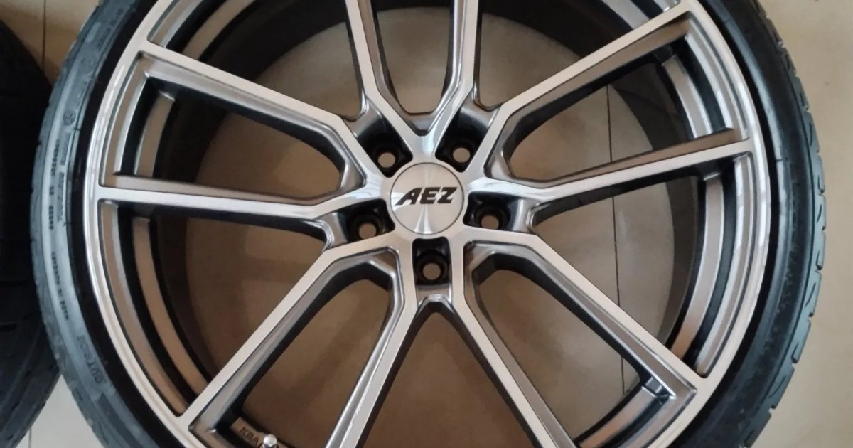 Auto part for sale