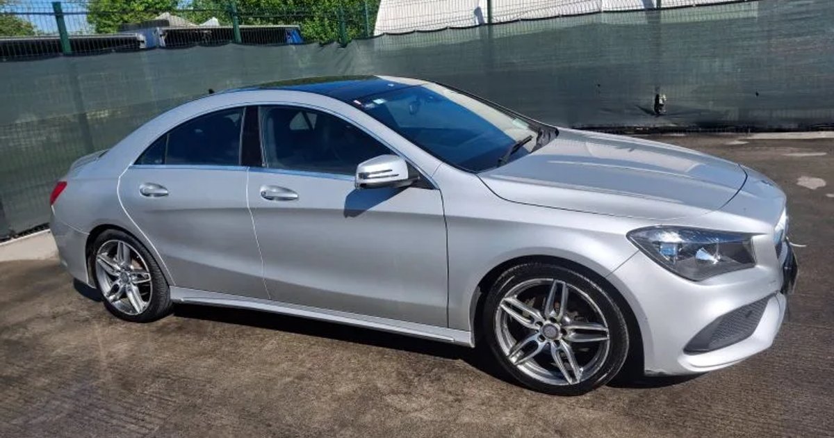 2017 MERCEDES Cla-Class