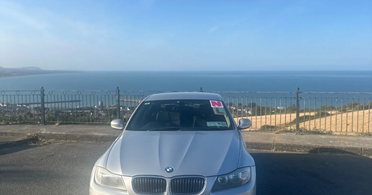 2011 BMW 3 Series