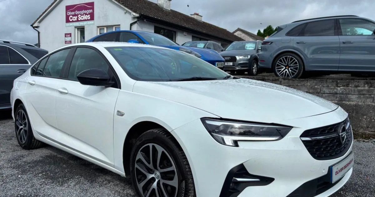 2022 Opel Insignia