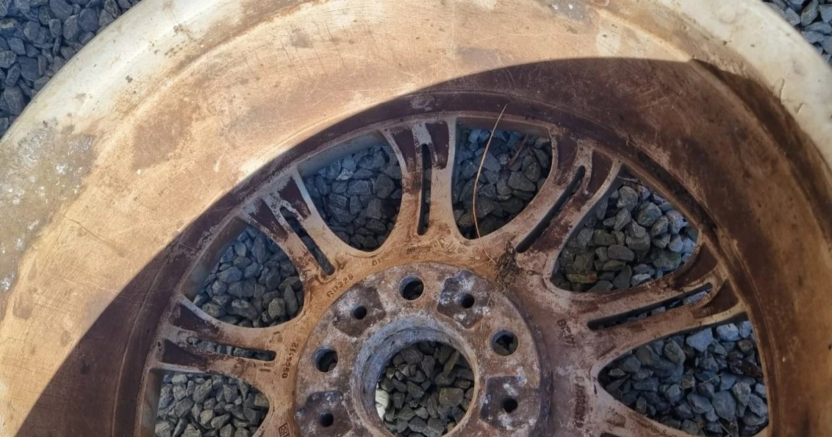 Auto part for sale