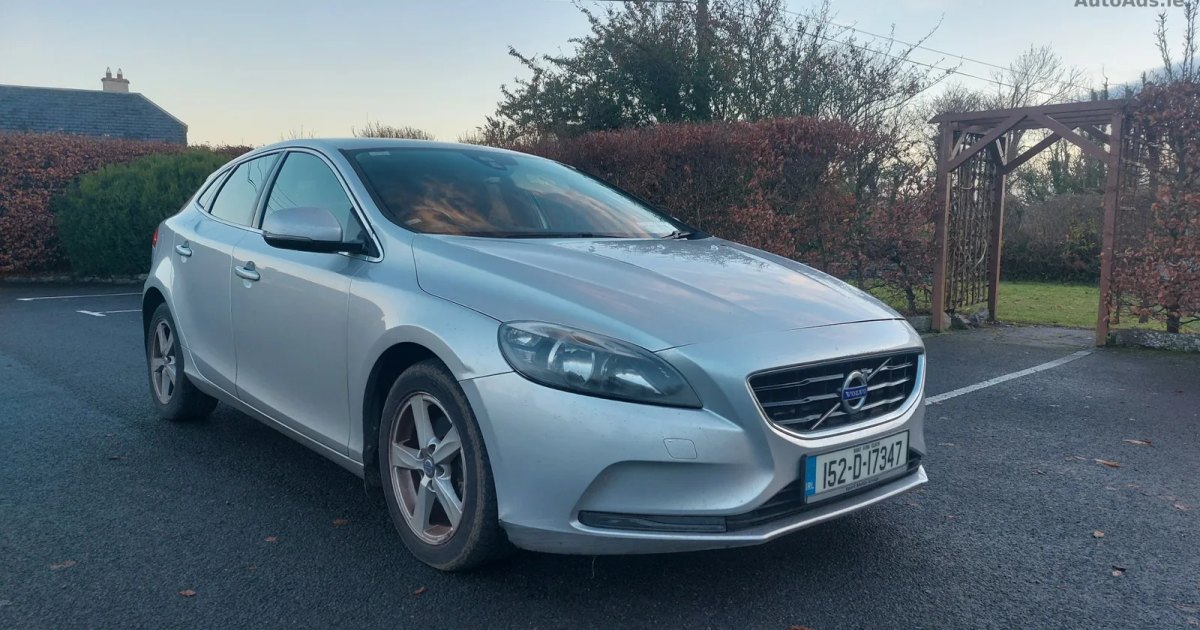 2015 Volvo V40