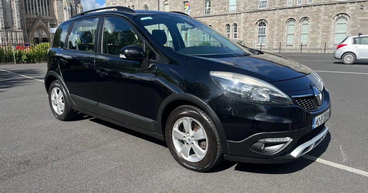 2014 Renault Scenic