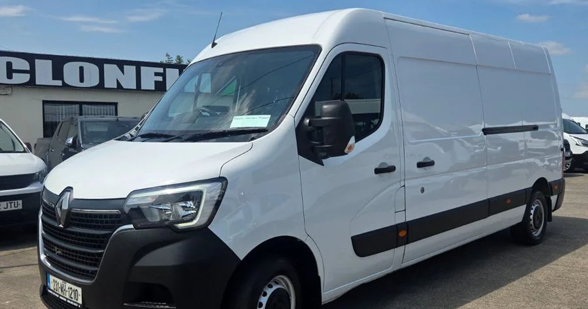 2023 Renault Master