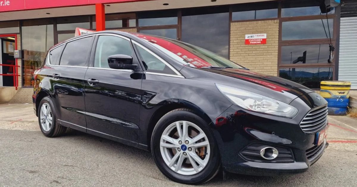 2017 Ford S-Max