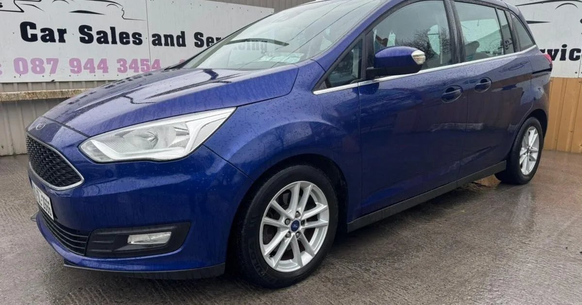 2016 Ford Grand C-Max