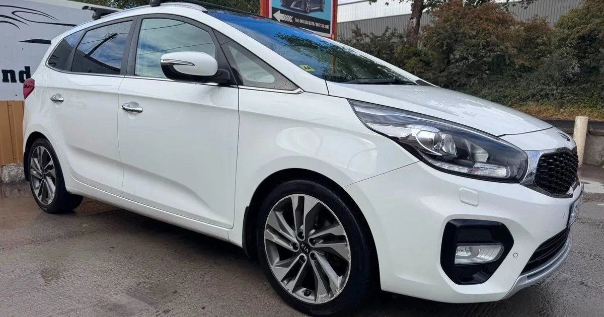 2017 Kia Carens