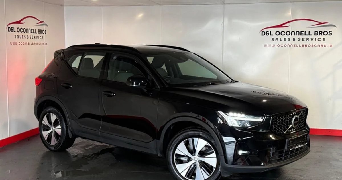 2023 Volvo XC40