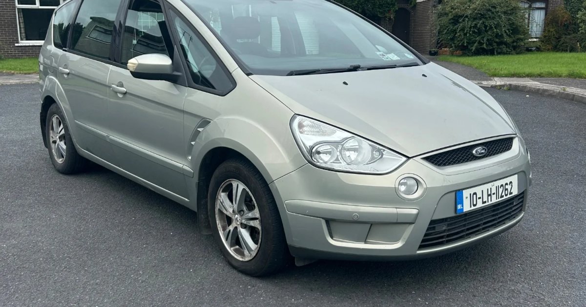 2010 Ford S-Max