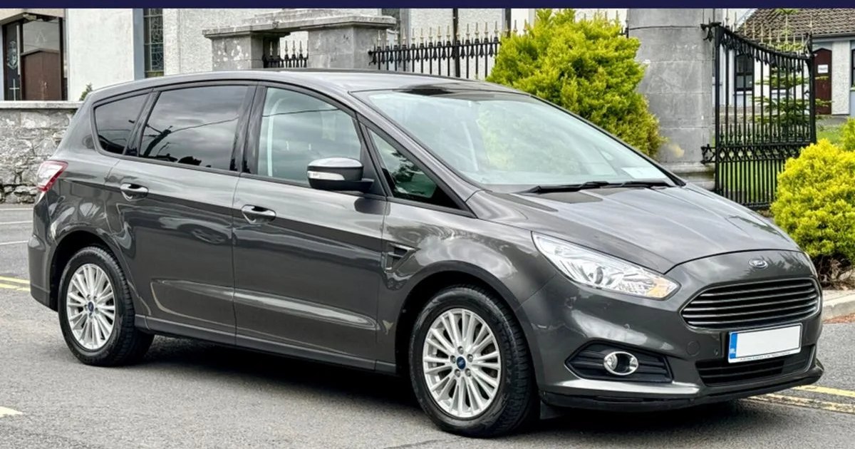 2017 Ford S-Max