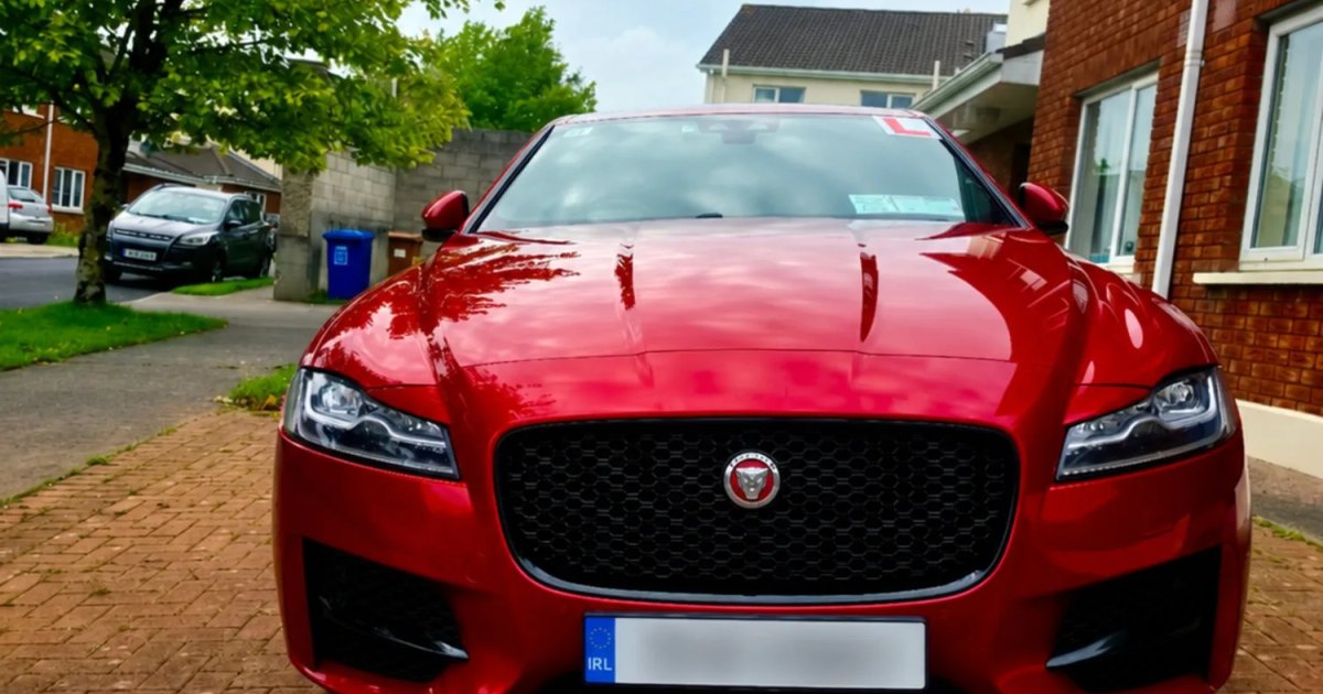 2017 Jaguar XF