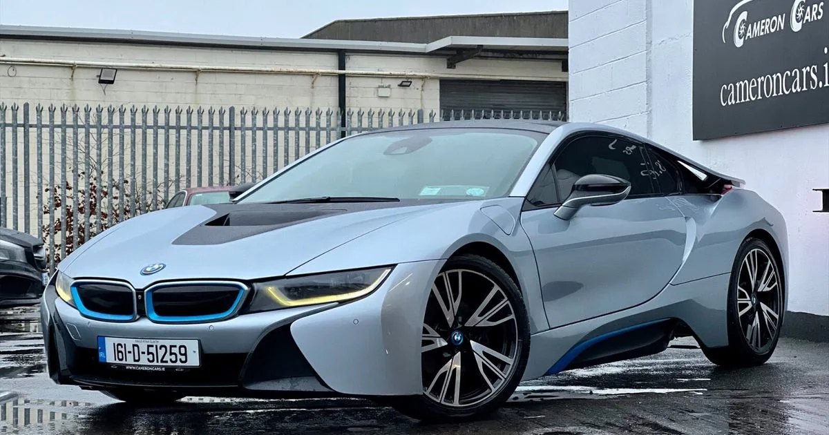 2016 BMW i8