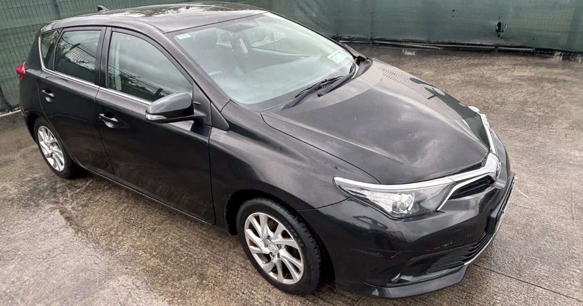 2016 Toyota Auris