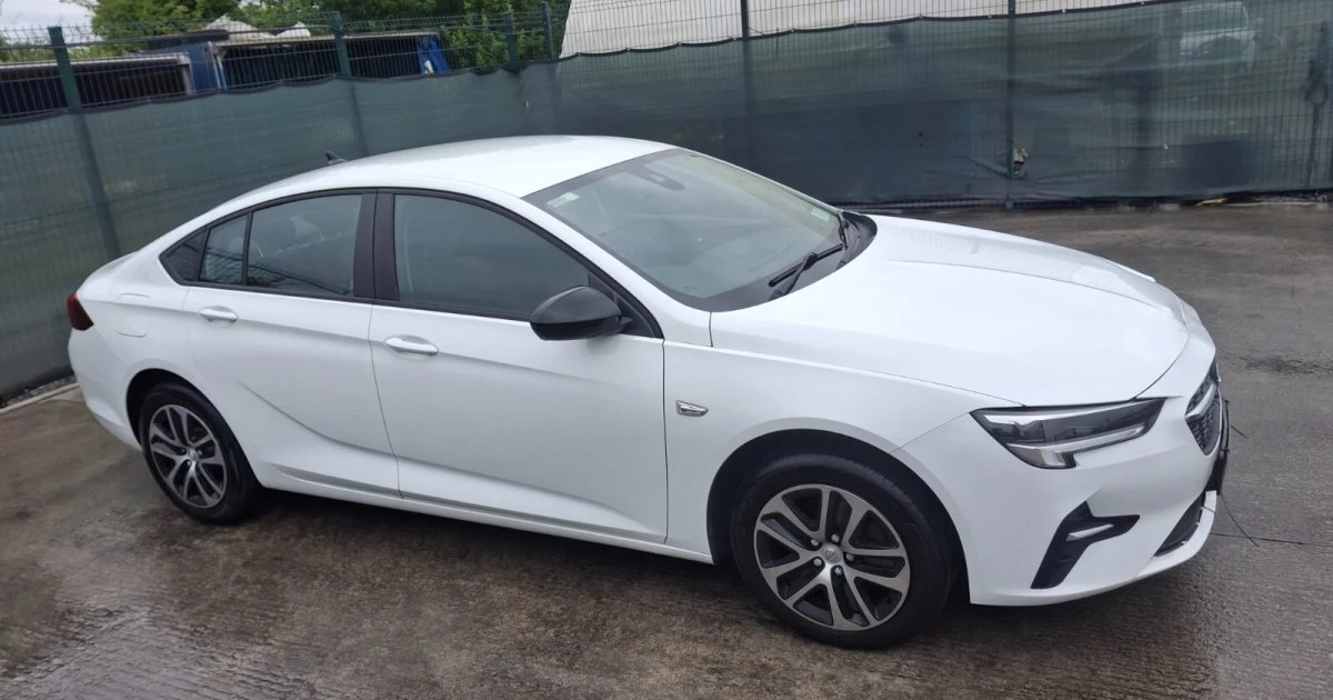 2021 Opel Insignia