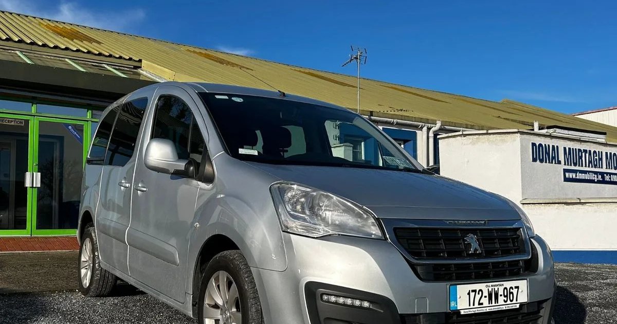 2017 Peugeot Partner Tepee