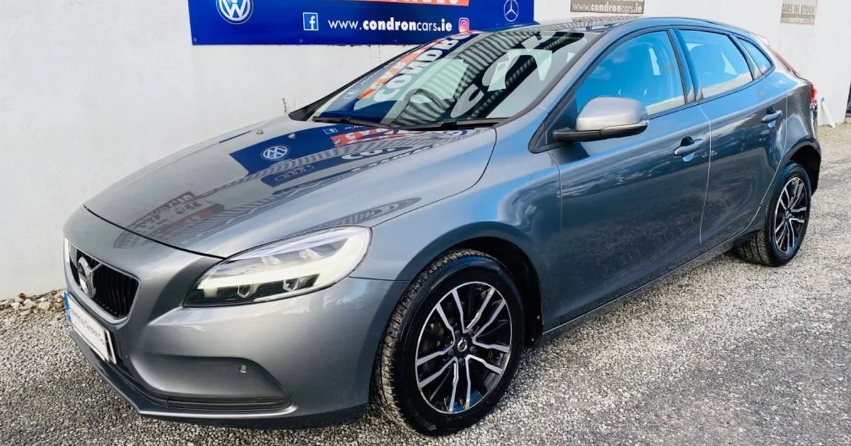 2019 Volvo V40