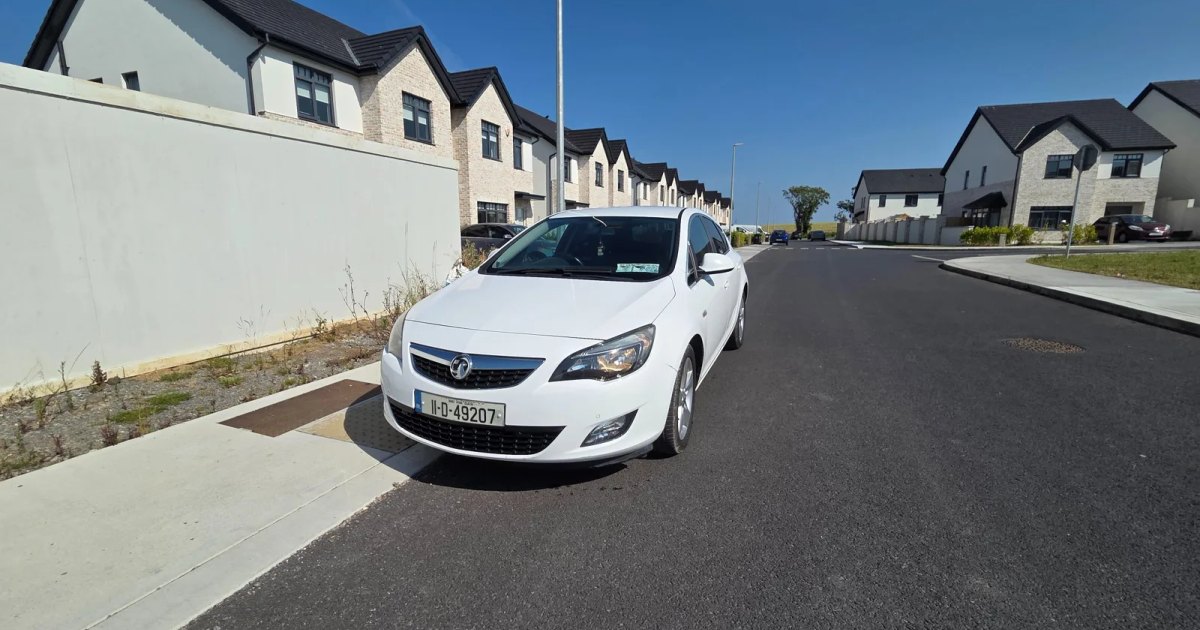 2011 Vauxhall Astra