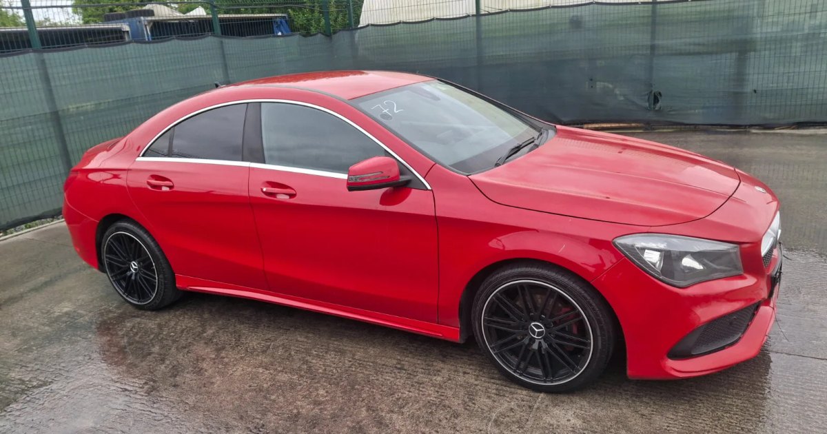 2017 Mercedes-Benz A180