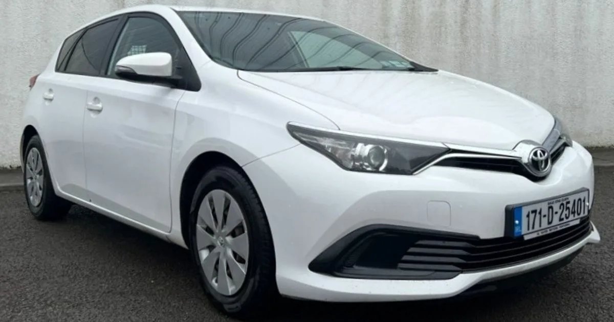 2017 Toyota Auris