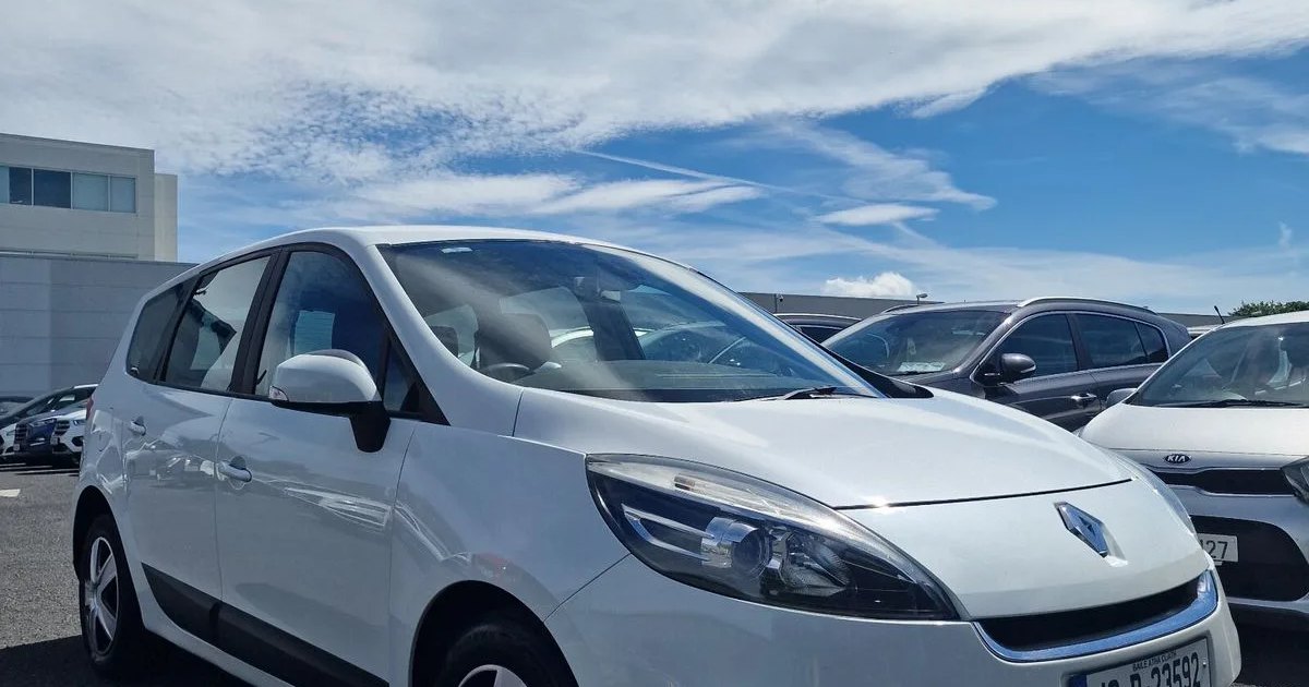 2012 Renault Grand Scenic