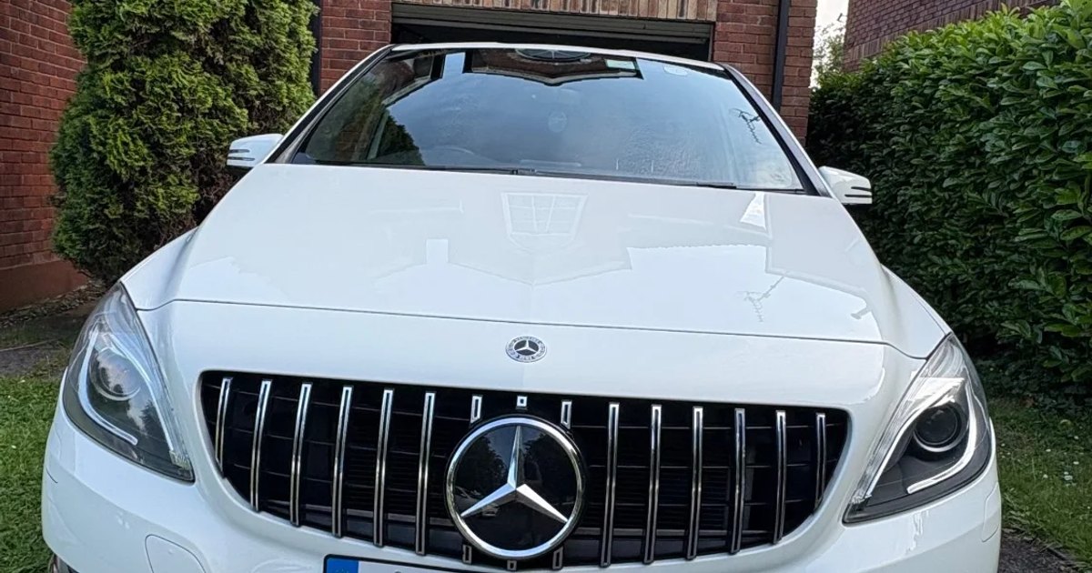 2013 Mercedes-Benz B180