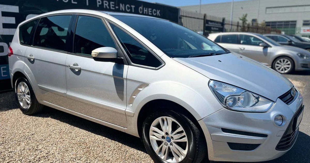 2011 Ford S-Max